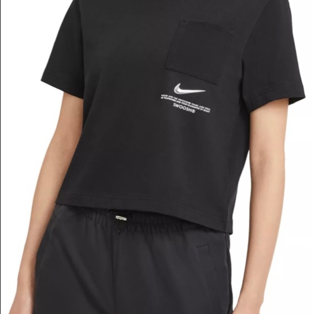 Nike Swoosh Short Sleeve T-Shirt